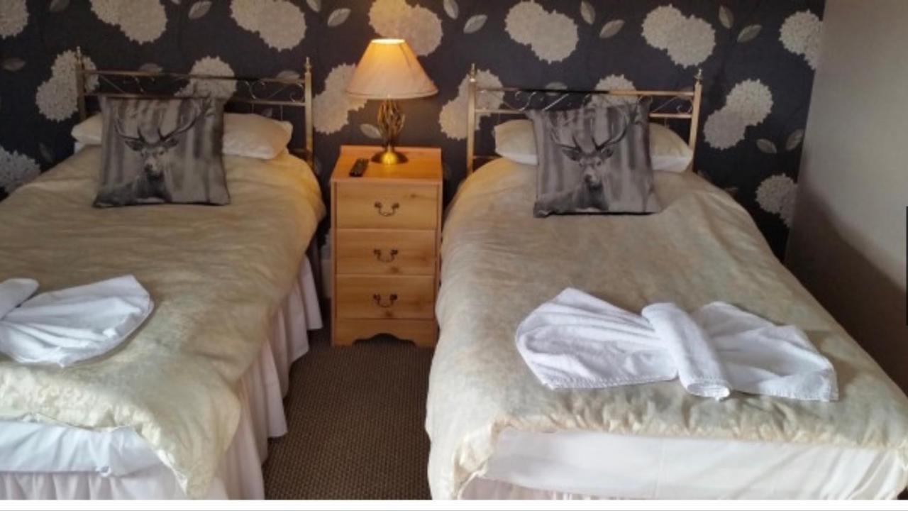 Viewbank Villa Beauly Bagian luar foto