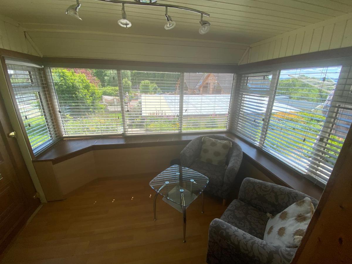 Viewbank Villa Beauly Bagian luar foto