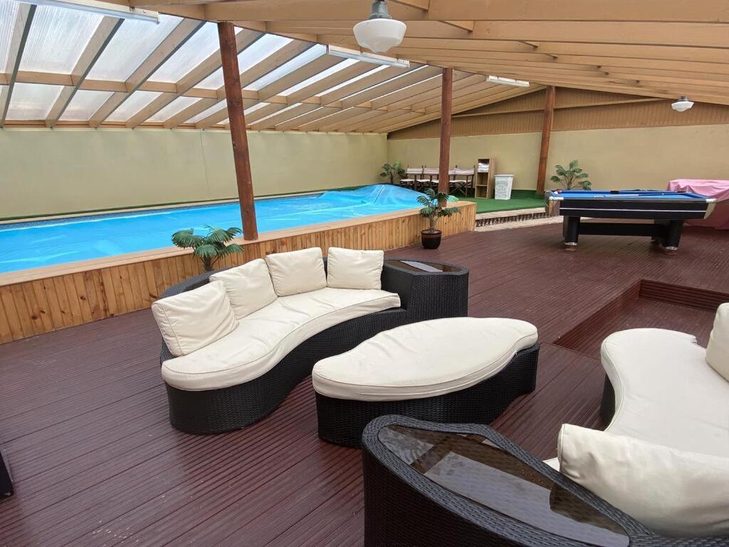 Viewbank Villa Beauly Bagian luar foto